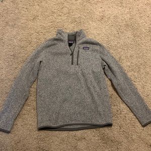 Unisex light grey Patagonia quarter zip sweatshirt